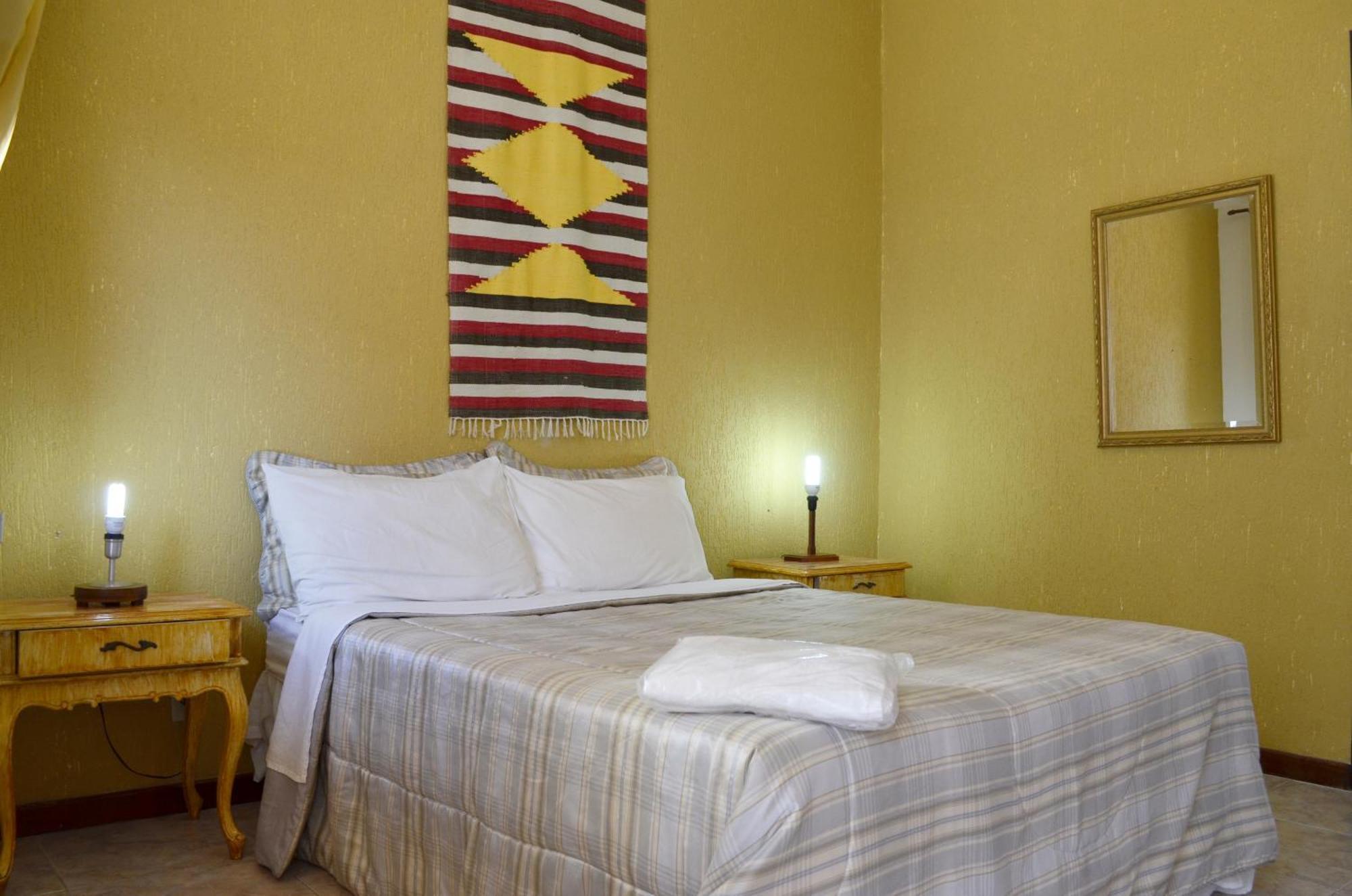 Pousada Das Rosas Miguel Pereira Habitación foto