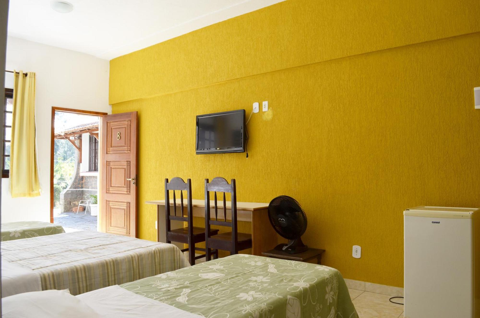 Pousada Das Rosas Miguel Pereira Habitación foto