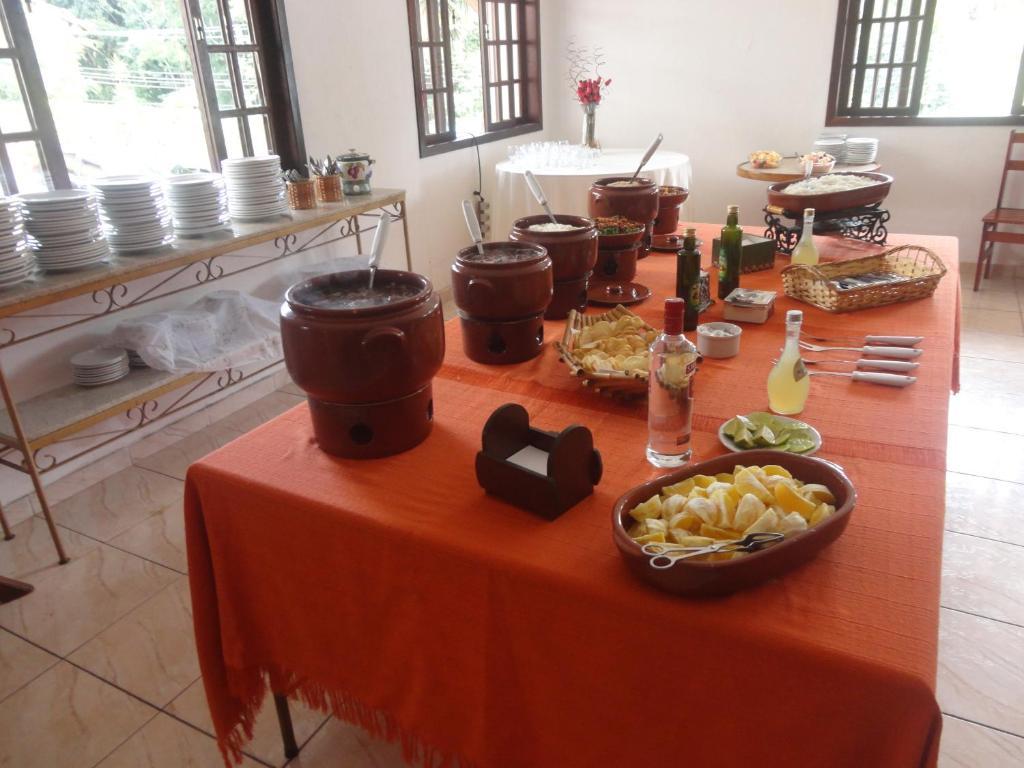 Pousada Das Rosas Miguel Pereira Exterior foto